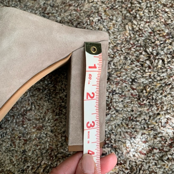 Vince Camuto Sarina leather peep toe mules - Picture 6 of 6